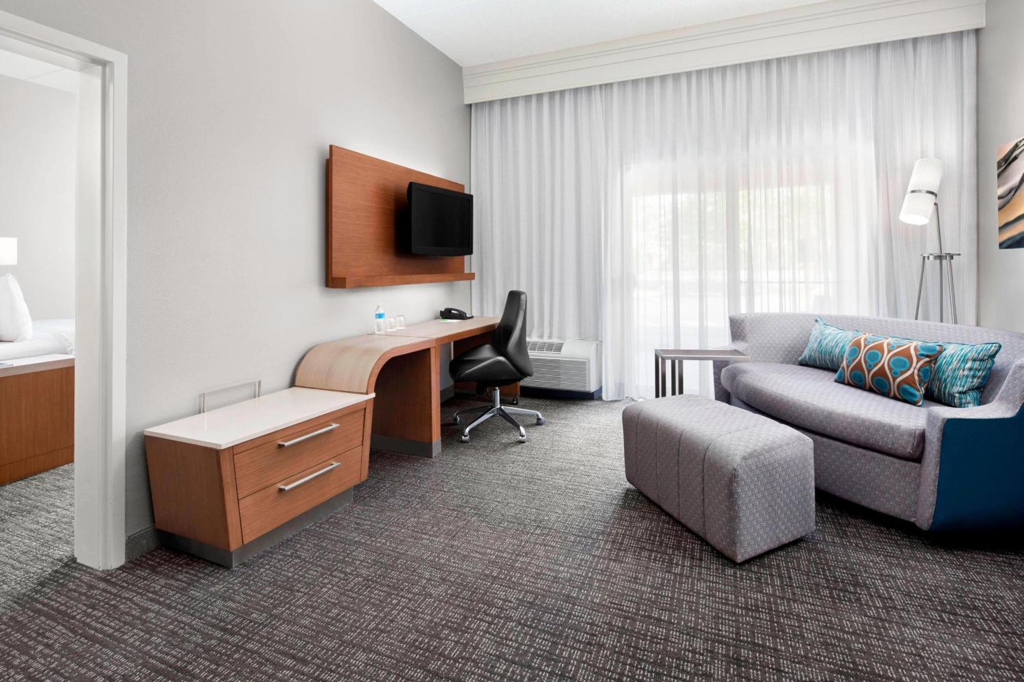 Courtyard Bowling Green Convention Center Экстерьер фото